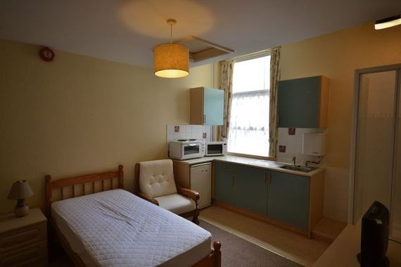 1 Bedroom Flat